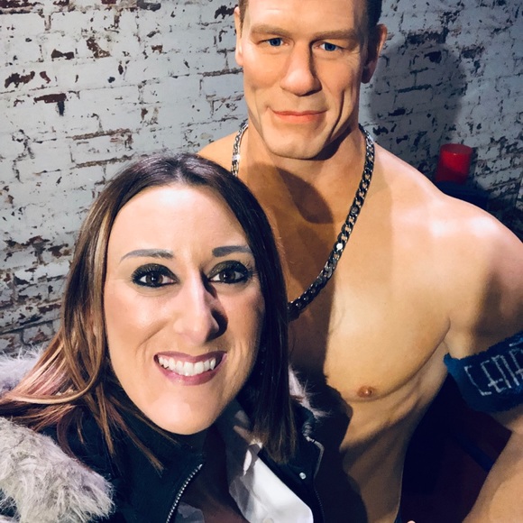 Meet your Posher, Bri - Picture 11 of 12